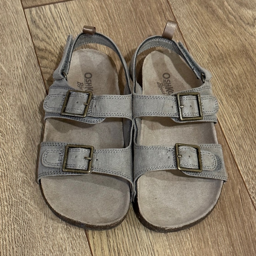 Boys suede sandals